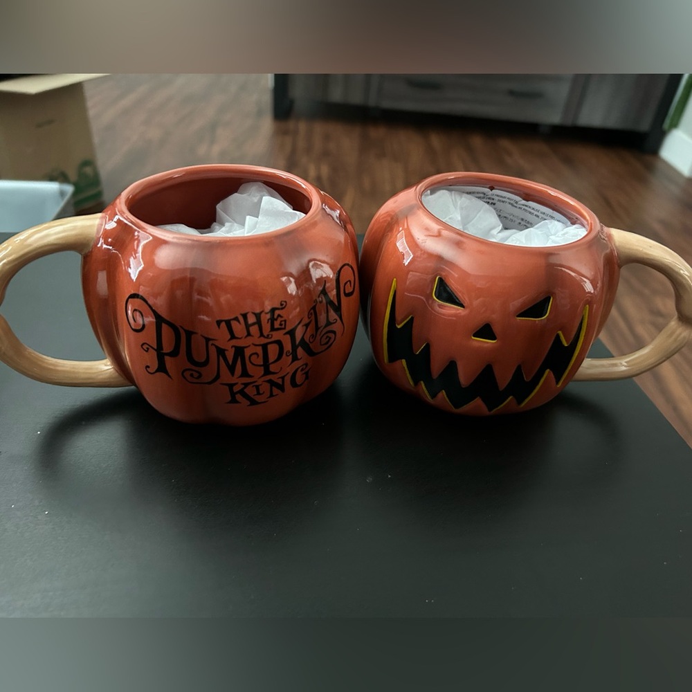 The pumpkin king mugs nightmare before Christmas nwt Disney parks
